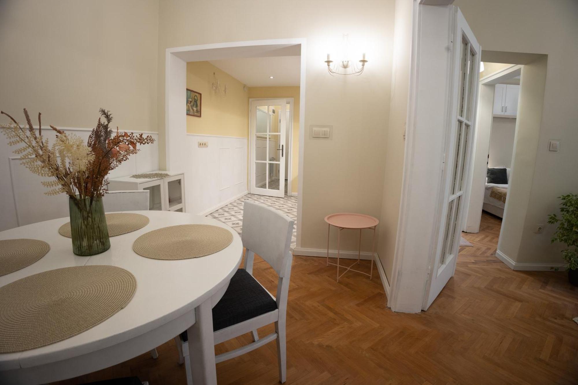 Planeta Dos Sonhos - Fast Wi-Fi, 1Bdr, Top Centre Sofia Exteriör bild